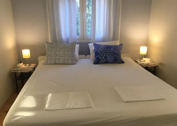 شقة Apricot Garden, 5' To Center, 5' To ناوسا