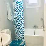 Apricot Garden, 5' To Center, 5' To Apartment